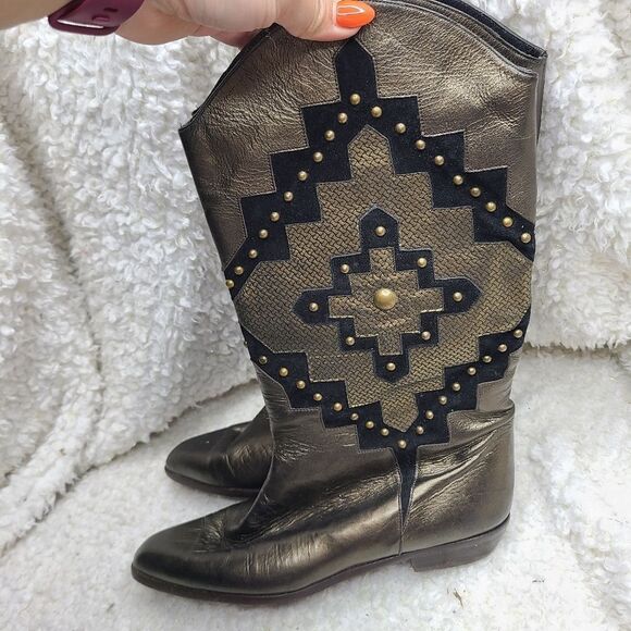 Stuart Weitzman Vintage Aztec Studded Leather Pull-on Boots size 6.5 - Picture 4 of 9
